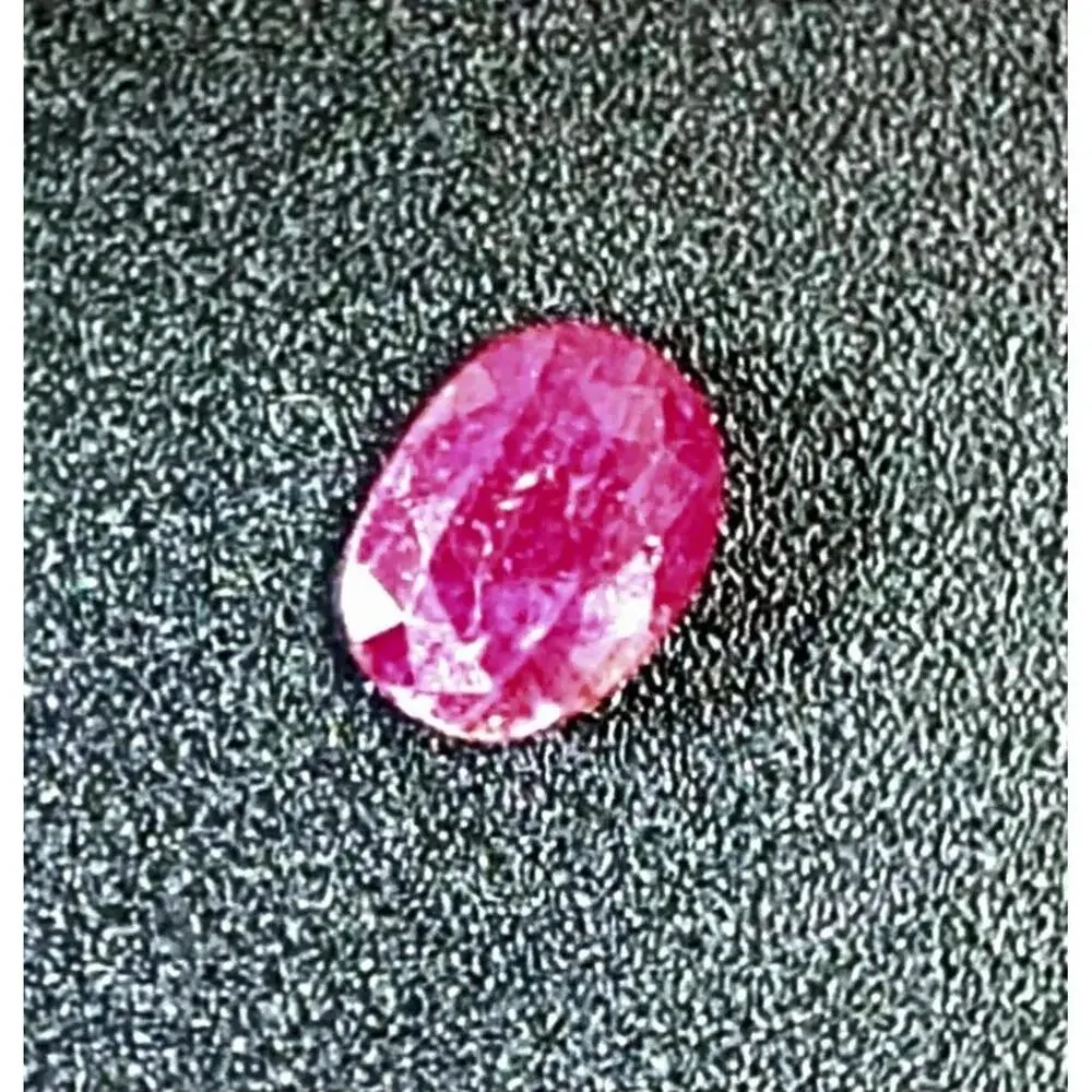 100% Natural Certified‎ Corundum Ruby Oval Non Treated 1.27ct
